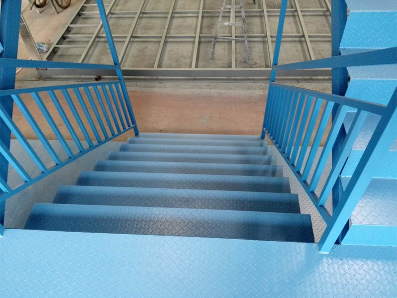 樓梯踏板細節圖